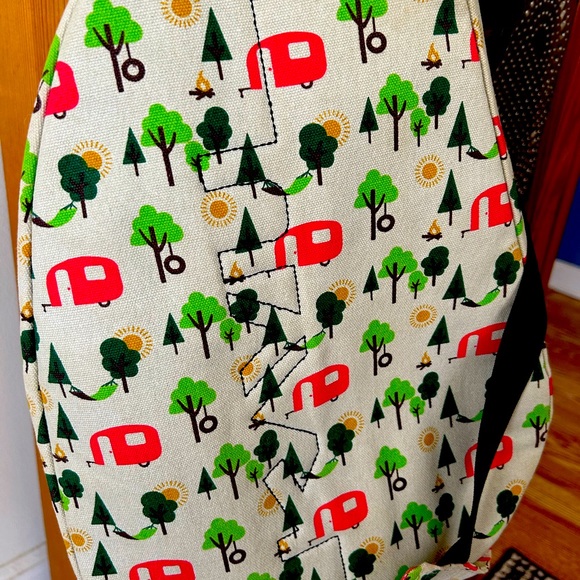 EUC KAVU “CAMPER PRINT” SLING BAG - Picture 3 of 4